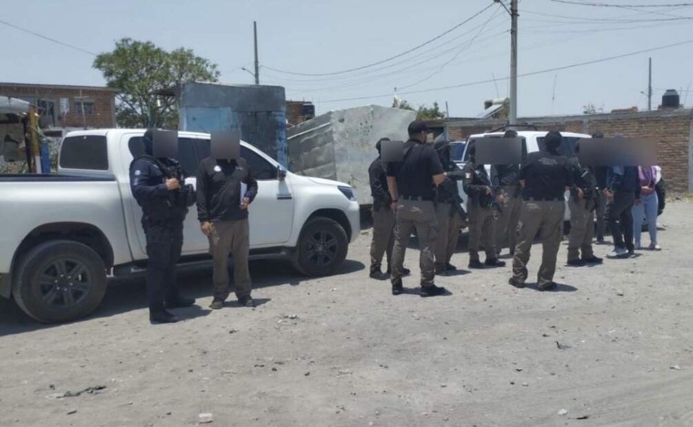 El cateo se realizó en una vivienda con reporte de venta de droga ubicada en la colonia La Luz, en Salamanca, Guanajuato (07/05/2025). Foto: Especial