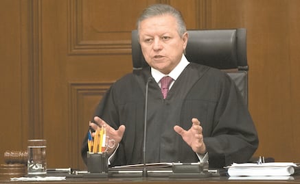 Suburbans, 11 asistentes, 251 mil pesos al mes y hasta un sillón: Lo que supuestamente pedía Arturo Zaldívar para su retiro