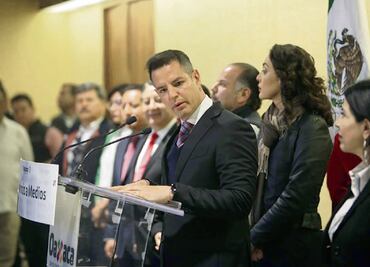 Remueve Alejandro Murat a siete funcionarios