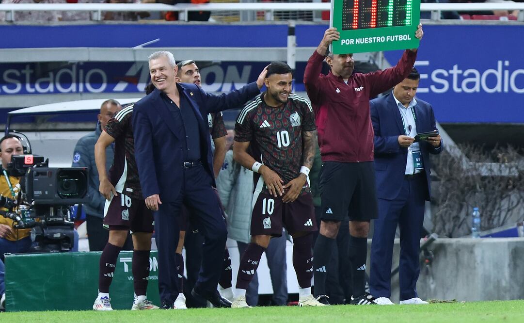 Alexis Vega se enganchó con la afición que le gritó “borracho” en el estadio Akron FOTO: IMAGO