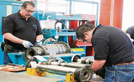 Producción industrial cae 0.1% en febrero