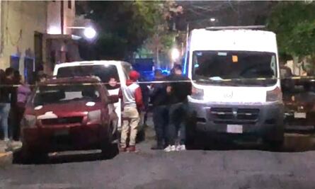 Muere baleado mientras platicaba con amigo en calles de San Felipe de Jesús, GAM