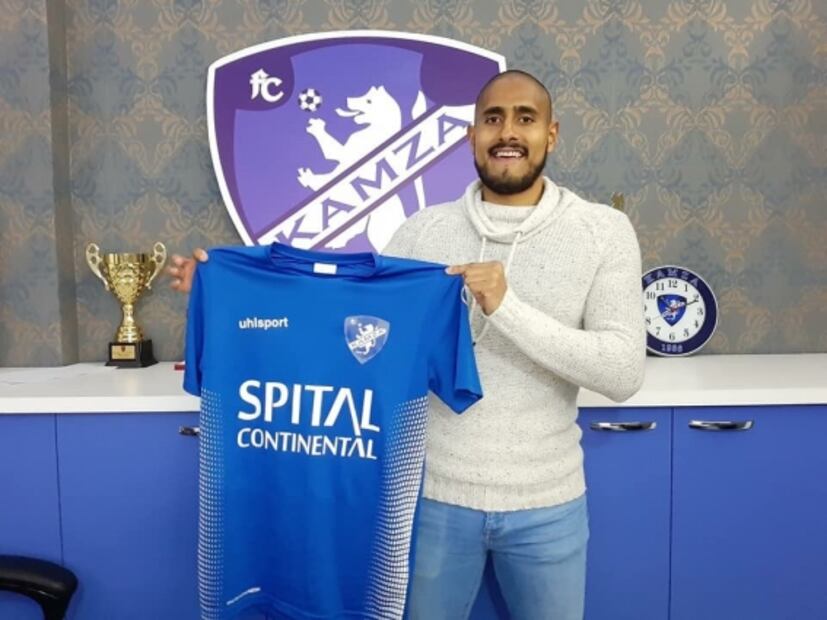 Los futbolistas mexicanos que han emigrado a ligas exóticas