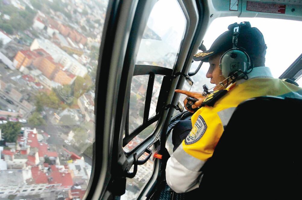 Un helicóptero sobrevoló la ciudad como parte del dispositivo para vigilar el regreso a clases