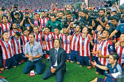 Chivas logra la hazaña con el doblete