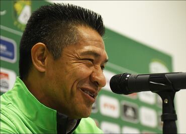 Ambriz suspira con que se quede Boselli en León