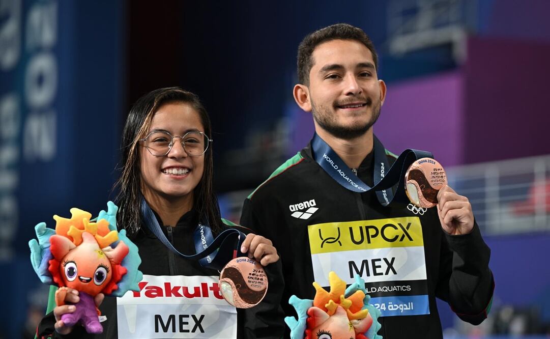 Kevin Berlín y Alejandra Estudillo ganan medalla de bronce FOTO: World Aquatics