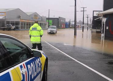 Nueva Zelanda declara emergencia nacional por "tormenta sin precedentes"