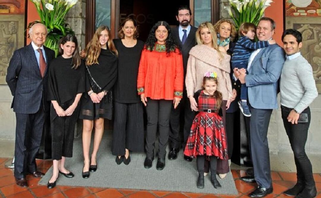 Funcionarios y familiares recordaron a Rafael Tovar y de Teresa a dos años de su fallecimiento. Foto: Arturo López / Secretaría de Cultura