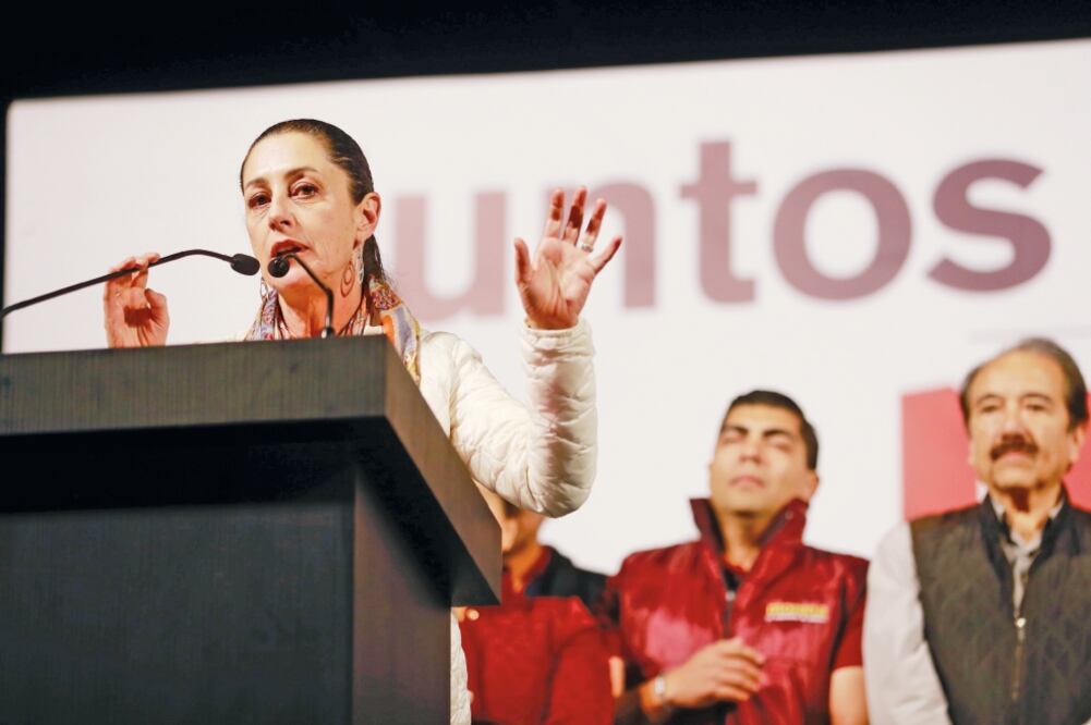 Claudia Sheinbaum se comprometió a generar un ahorro para la ciudad de 25 mil millones de pesos. Foto: IRVIN OLIVARES. EL UNIVERSAL