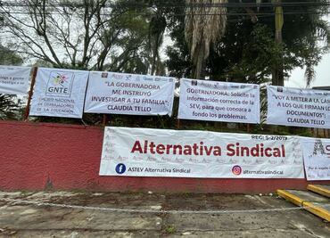 Crece protesta magisterial en Veracruz; profesores cierran vialidades e integran nuevo sindicato