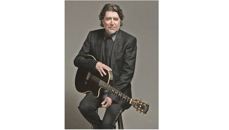 Joaquín Sabina, estable tras cirugía cerebral