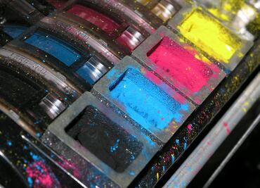 Investigan si Epson programa obsolescencia de sus cartuchos