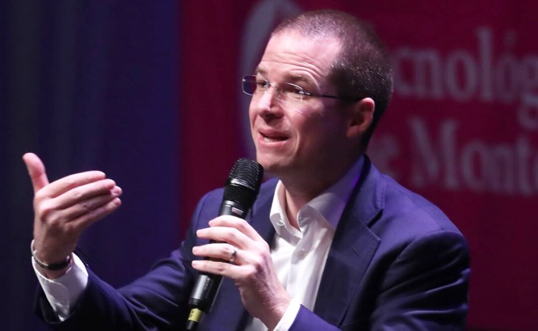 Ricardo Anaya, candidato del PAN y de la coalición “Por México al Frente” a la presidencia de la México durante foro con estudiantes del Tec de Monterrey. (FOTO: Ariel Ojeda. EL UNIVERSAL)