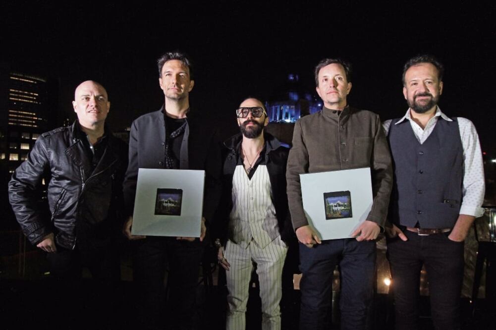 La banda lanzará sus discos en acetato e iniciará su gira en Monterrey (CARLOS MEJIA. EL UNIVERSAL)