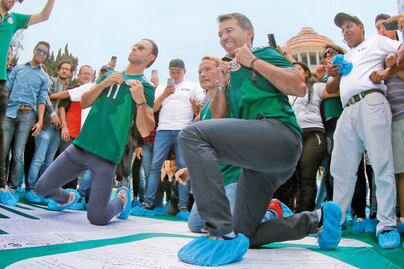 A mes y medio de la prueba de fuego para la selección