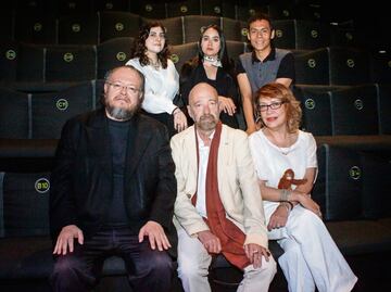 "Estancia en París", sátira sobre el mundo literario