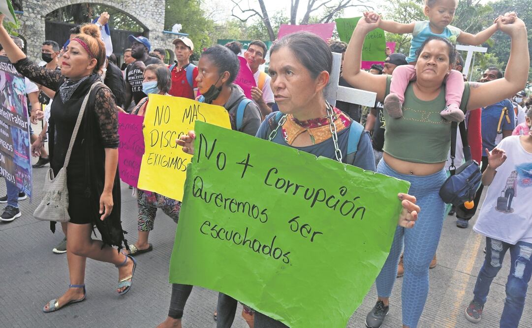 Extranjeros denuncian que el INM los trae de una ciudad a otra por falta de capacidad de atención. Foto: ARCHIVO EL UNIVERSAL