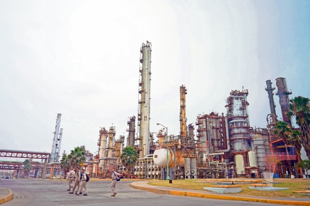 HR Ratings informa que la relación del PIB respecto a la deuda puede subir 1.3 por ciento. Foto: ARCHIVO EL UNIVERSAL