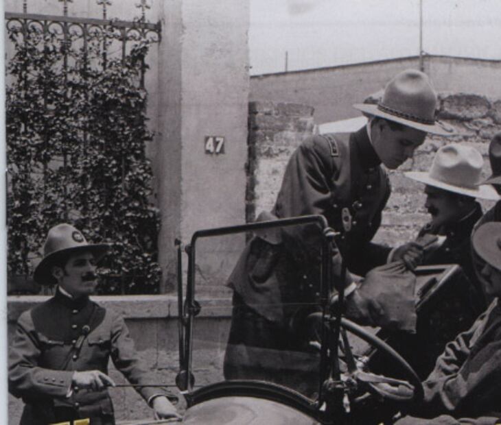 La primera banda que asaltaba en auto