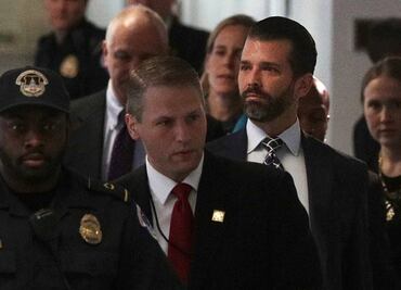 Hijo de Trump acude al Congreso de EU para declarar sobre trama rusa