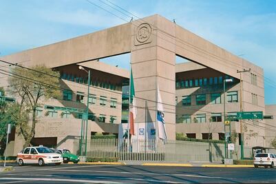 Va Anaya a contienda por la Presidencia; solicitará licencia