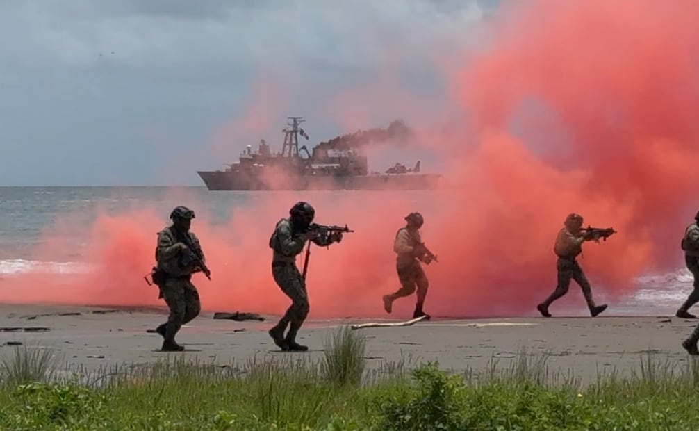 Armada de México realiza un ejercicio militar en Veracruz; pone a prueba su capacidad de respuesta.
Foto: Especial.