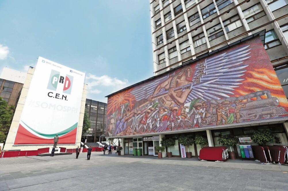 El PRI informó que sólo cuenta con 1 millón 159 mil 320, a diferencia de los 6 millones que reportó antes. / ARCHIVO EL UNIVERSAL