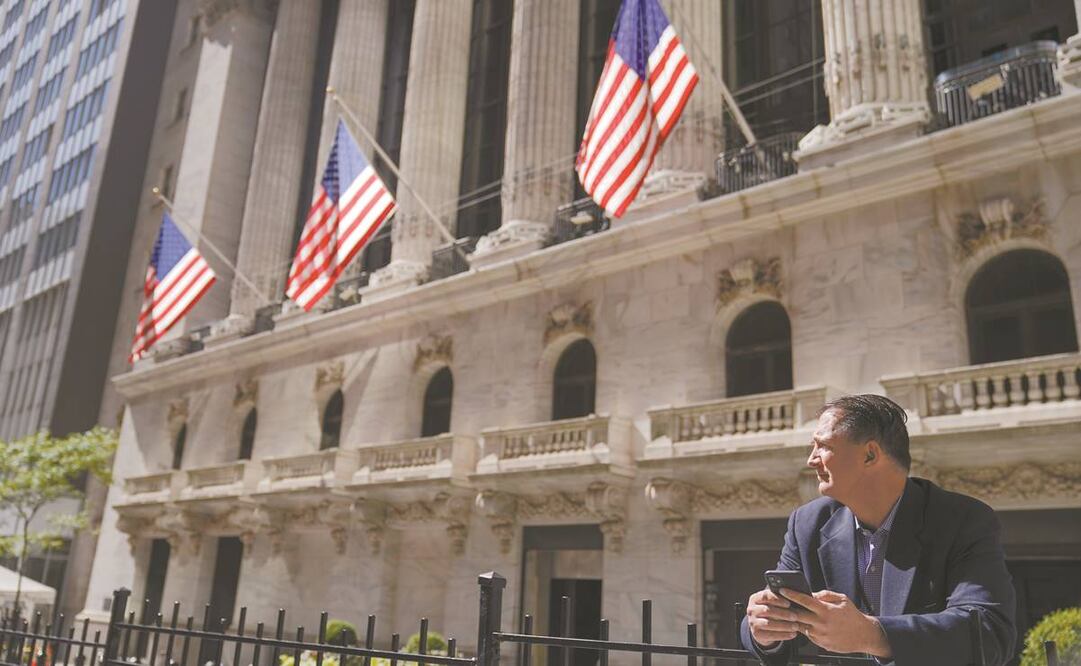 Los temores a una recesión económica en Estados Unidos están presentes en Wall Street, por lo que los índices Dow Jones, el S&P 500 y el Nasdaq cerraron ayer con pérdidas.
