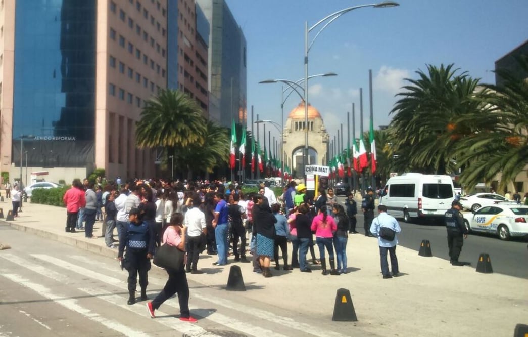 En el marco de la conmemoración del 30 aniversario del terremoto de 1985. Foto: Christian Mendoza