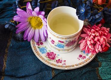 Prueba estas tres infusiones florales de otoño