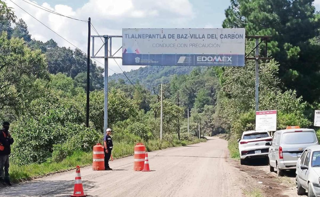 La circulación vehicular presenta afectaciones debido a la reducción a un sólo carril de esta vialidad. Foto: GISELA GONZÁLEZ GRANADOS/EL UNIVERSAL