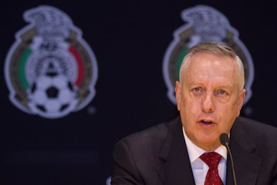 Árbitros mexicanos no quieren el VAR