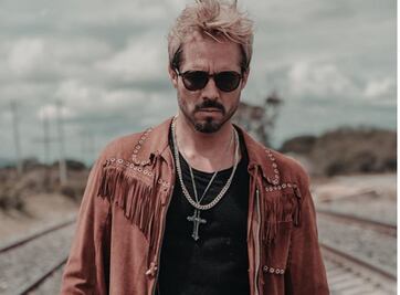 José Ron hace una pausa y se aleja de la actuación