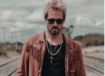 José Ron hace una pausa y se aleja de la actuación