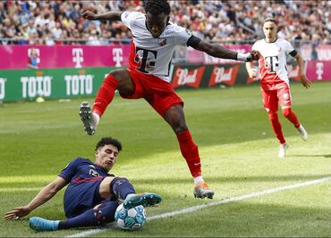 Jorge Sánchez debutó en el triunfo del Ajax; Edson Álvarez dio una asistencia