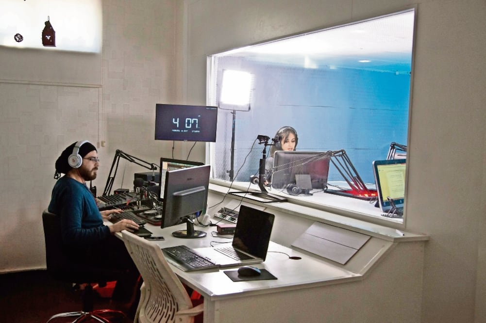 Para la Amedi, el dictamen en la ley de telecomunicaciones y radiodifusión elimina los beneficios de la cultura, pluralidad y veracidad de la información (CRISTOPHER ROGEL BLANQUET. EL UNIVERSAL)