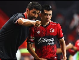 El Loco Abreu revela lo que hace Gilberto Mora fuera de sus entrenamientos; contó sus secretos