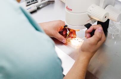 Senado de EU tumba proyecto de ley para proteger la fecundación "in vitro"