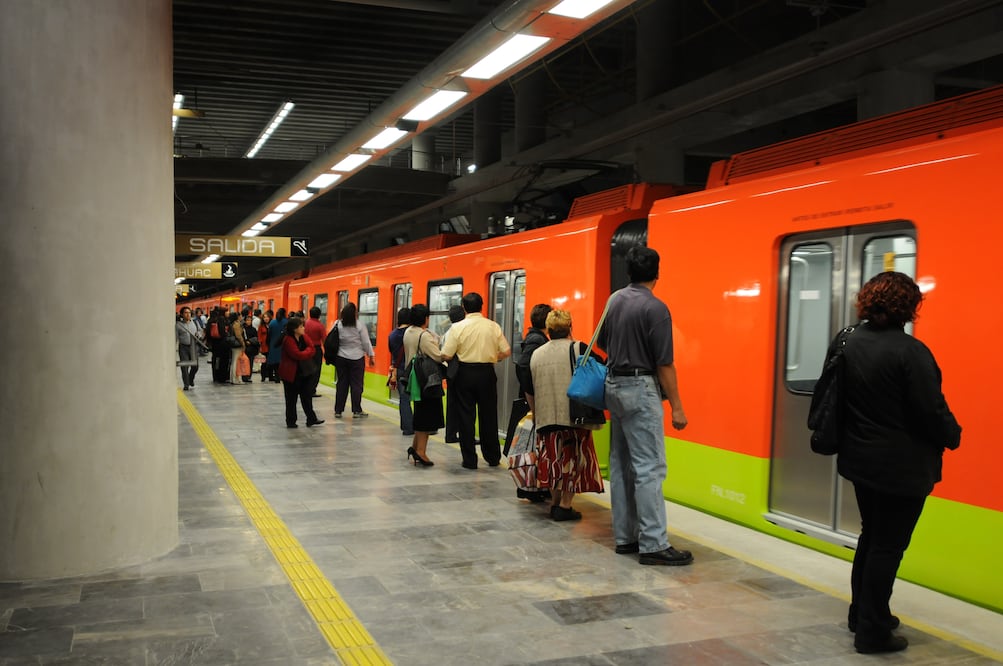 La Línea Dorada sólo funcionó año y medio antes de cerrar. (ARCHIVO EL UNIVERSAL)