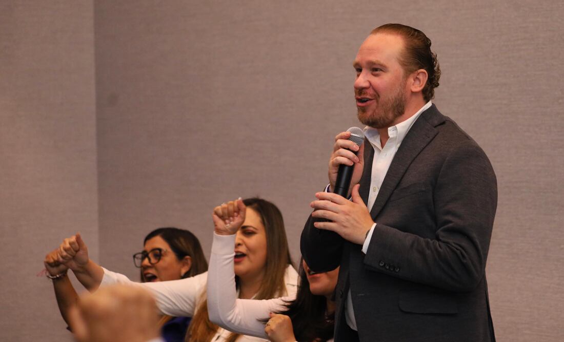 Santiago Taboada se compromete a mejorar la Central de Abasto de CDMX. (Foto: especial)