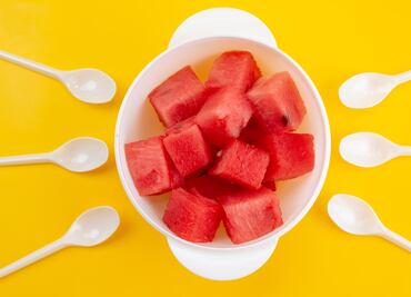 Qué pasa si cenas sandía