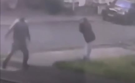 VIDEO: Cae sujeto que apuñaló a menor en Inglaterra; autoridades refuerzan seguridad en la zona