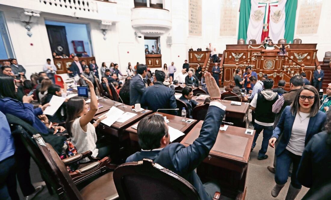 La Asamblea Legislativa, en sesión permanente desde el miércoles y que concluyó la madrugada de ayer, analizó los preceptos (VALENTE ROSAS. EL UNIVERSAL)