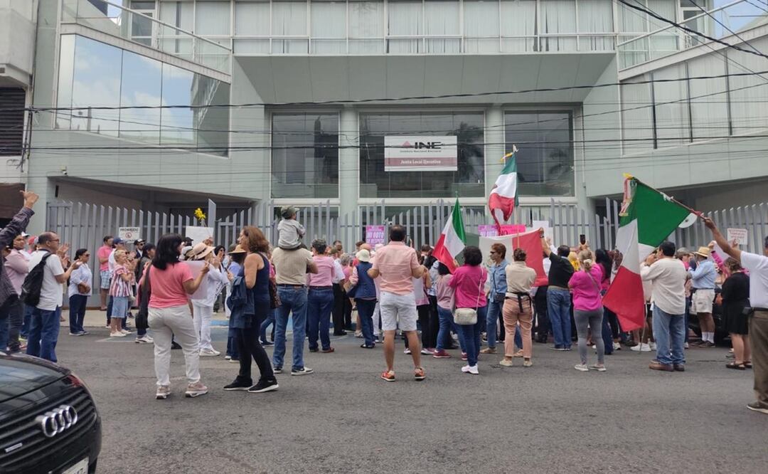 Nuevo León se une a protesta nacional contra la sobrerepresentación legislativa de Morena en el Congreso. Foto: Especial