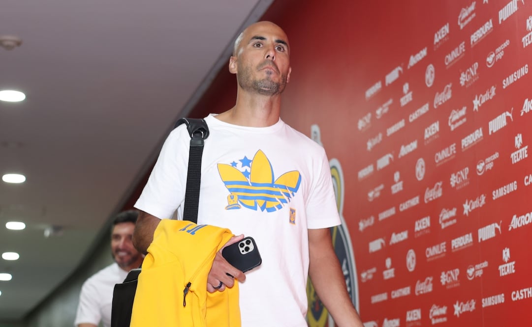 Carlos Hermosillo llama "cagón" a Guido Pizarro / Foto: Imago7