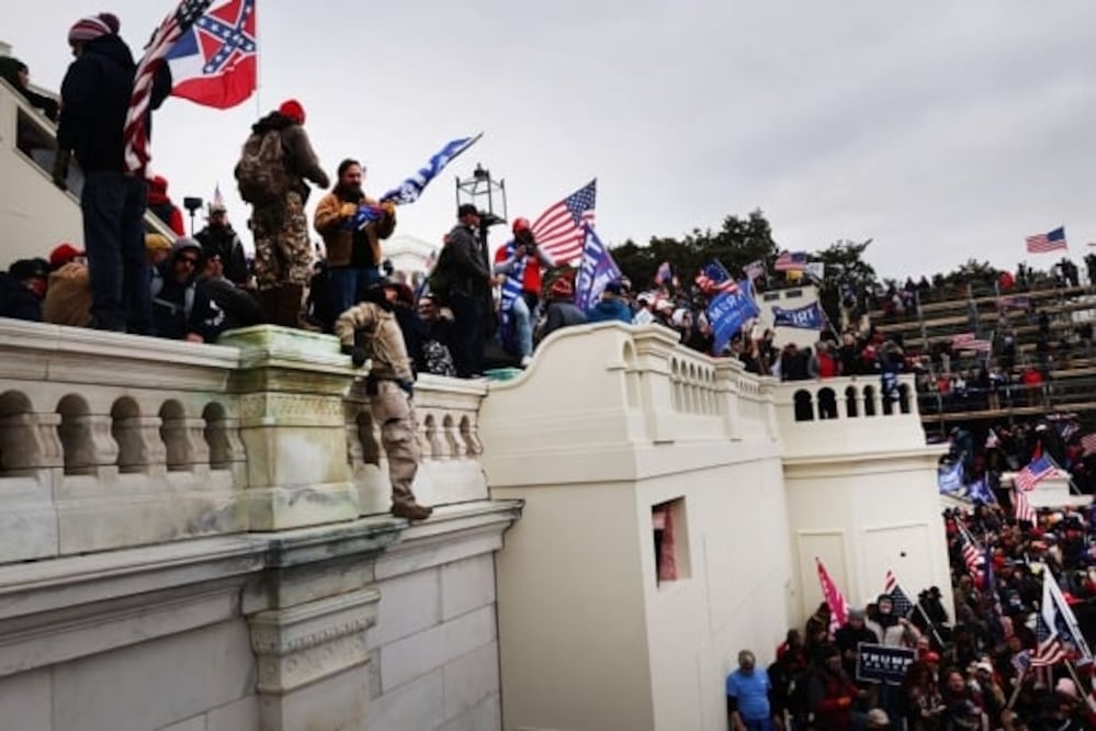 El organismo de control encontró que 26 informantes del FBI estaban el 6 de enero en Washington para las protestas relacionadas con las elecciones. Foto: Archivo/El Universal