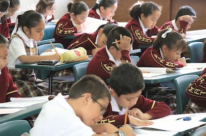 ONG y empresarios lanzan plataforma educativa