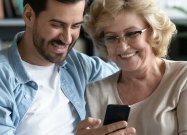 Día de las madres: enséñale a tuitear a tu mamá