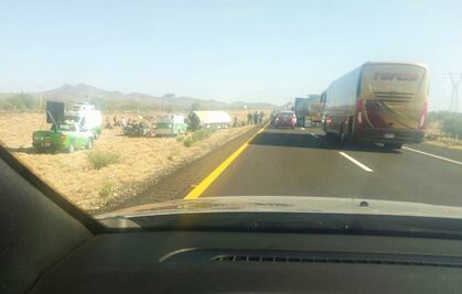Vuelca camión con jornaleros en Sonora; hay dos muertos